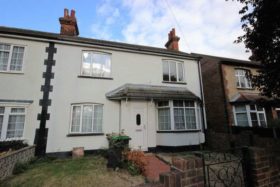 1 bedroom Flat to re...